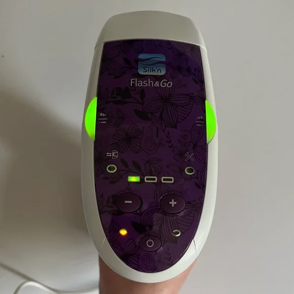 Silk’n Flash & Go Hair Removal System - Picture 12 of 14